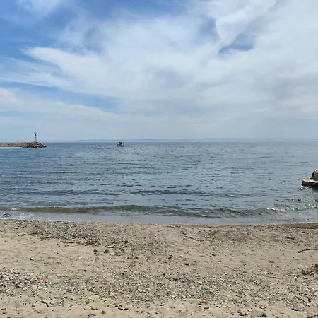 Blue Horizon * Nikiti (Sithonia)